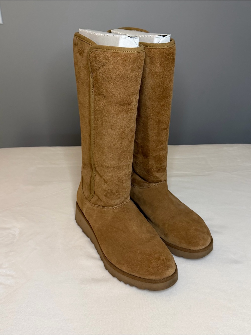 UGG Kara Tall Wedge Boots Chestnut Suede Women’s Size 10